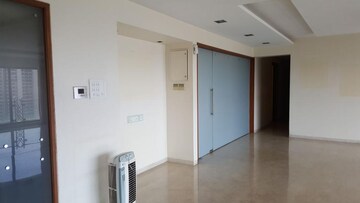 Room in 4 BHK Apartment at Supreme Lake Superior, Powai – for Rent