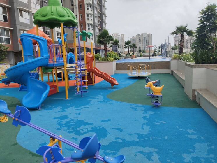 Swimming Pool, wadhwa-tw-gardens 2 Bedroom 624 Sq.Ft. Apartment In Kandivali East Mumbai 9142010