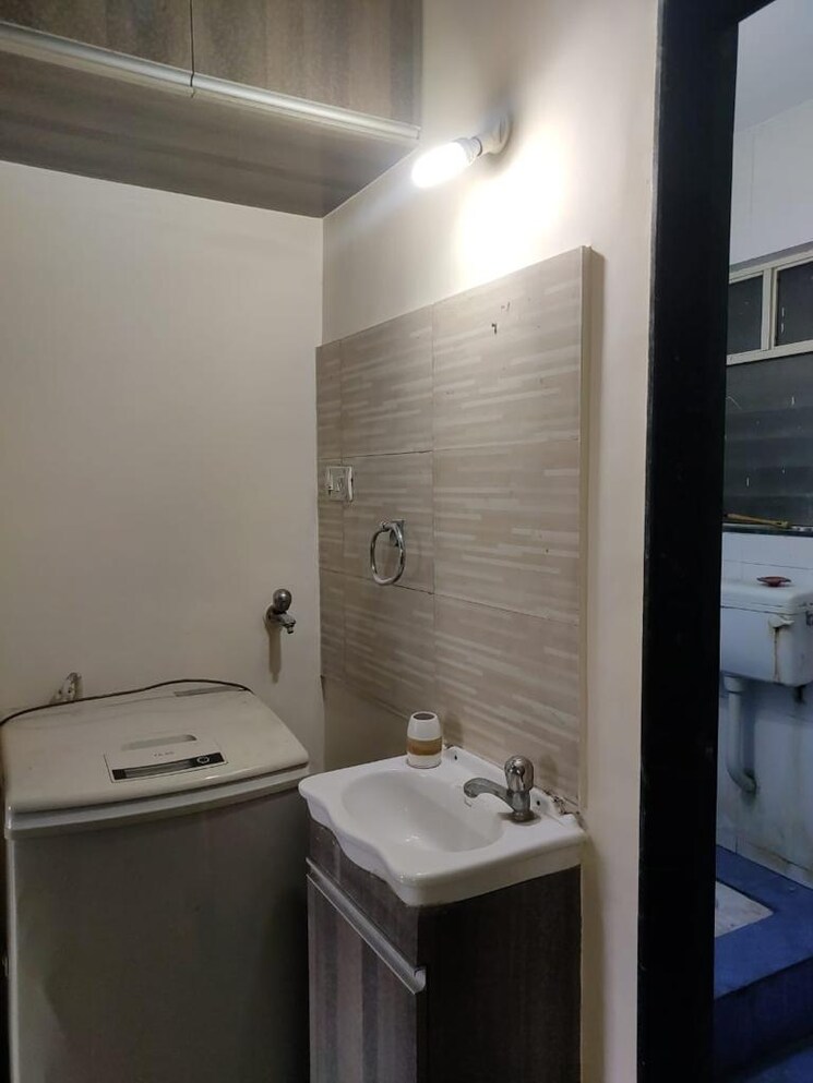 Bathroom, soba-optima 2 Bedroom 950 Sq.Ft. Apartment In Sinhagad Road Pune 9142167