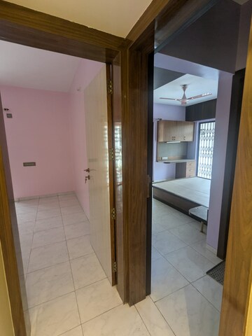 Room in 3 BHK Apartment at Sai Heritage Aundh, Aundh – for Rent