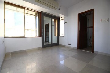2 BHK Apartment For Rent in Jal Darshan Apartment, Bandra West