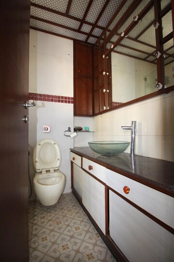 Bathroom in 2 BHK Apartment at Jal Darshan Apartment, Bandra West – for Rent