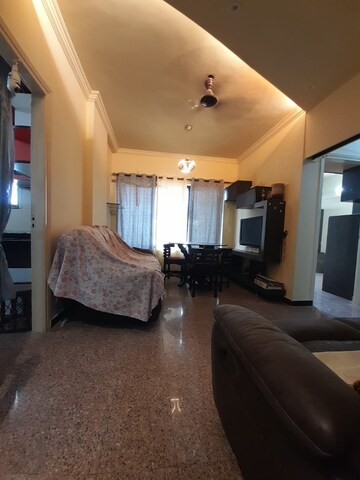Living Room in 1 BHK Apartment at Jyoti Complex, Goregaon East – for Rent