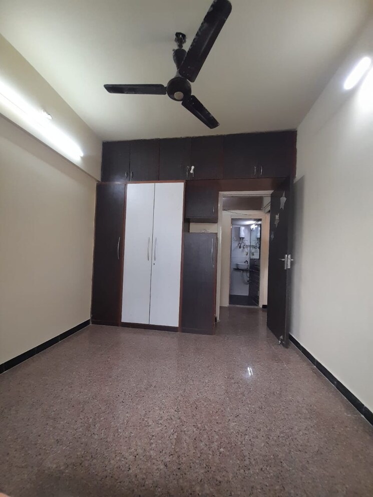 Room, jyoti-complex 1 Bedroom 610 Sq.Ft. Apartment In Goregaon East Mumbai 9142200