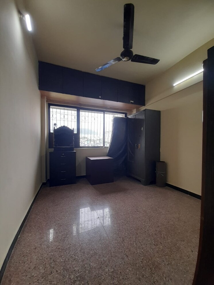 Room, jyoti-complex 1 Bedroom 610 Sq.Ft. Apartment In Goregaon East Mumbai 9142200