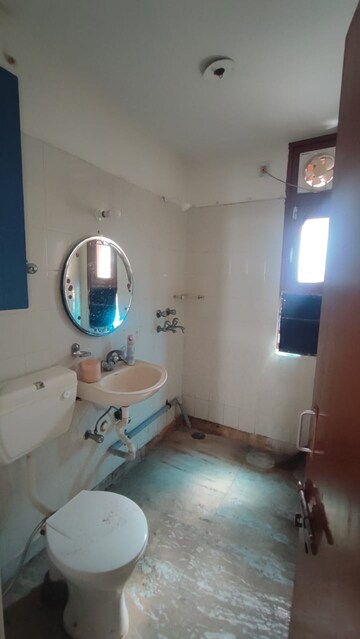Bathroom in 3 BHK Apartment at Shubham Apartments Faridabad, Sector 21c – for Sale