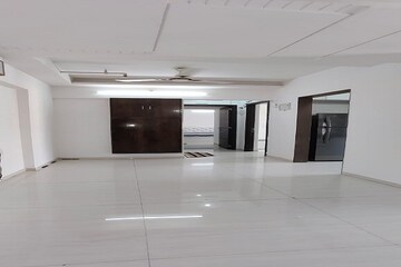 2 BHK Apartment For Rent in Triveni Majesta, Kalyan West