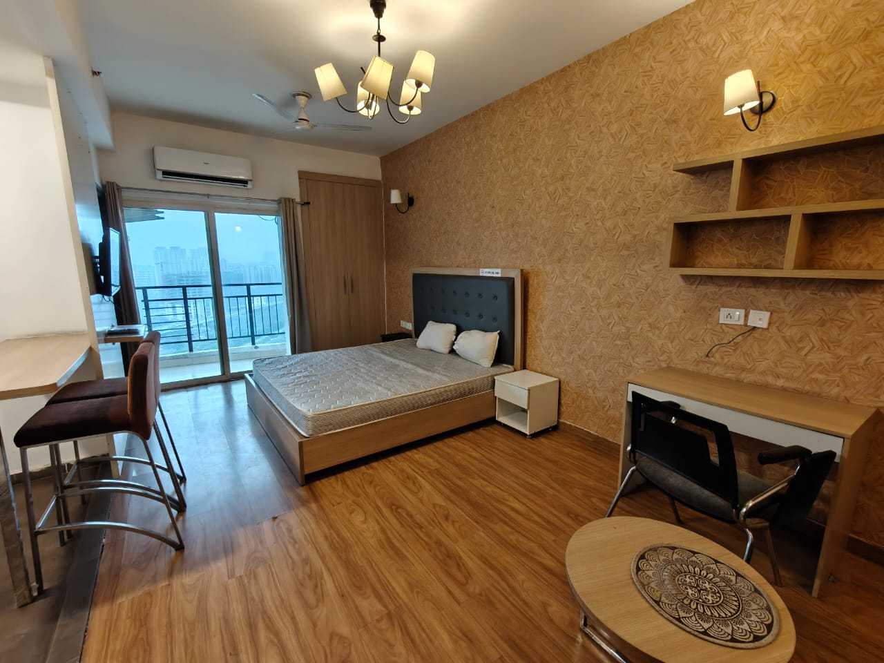 1 BHK Apartment For Rent in Nimbus The Golden Palm