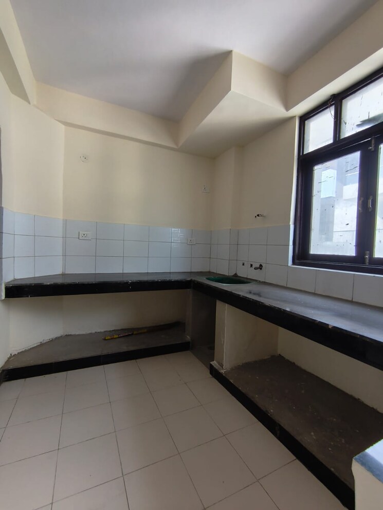 Kitchen, sector 21d 3 Bedroom 1900 Sq.Ft. Apartment In Sector 21d Faridabad 9142232