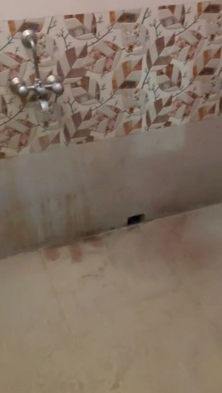 Bathroom, kestopur 2 Bedroom 840 Sq.Ft. Apartment In Kestopur Kolkata 9142268