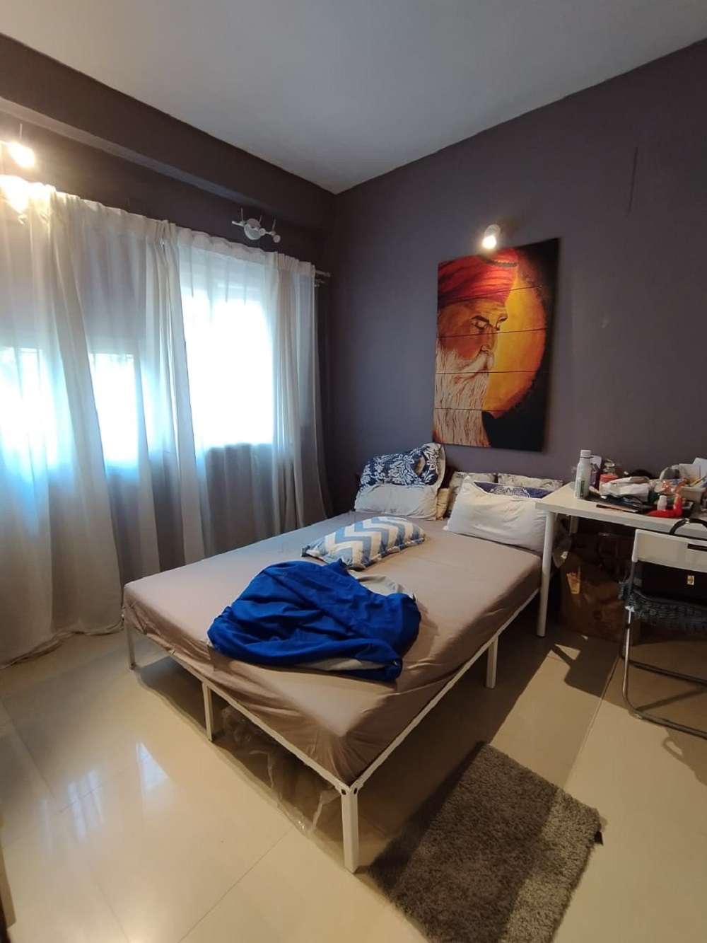 Bedroom in 2 BHK Apartment at Khar West – for Rent