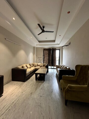 Living Room in 3 BHK Builder Floor at Palam Vihar – for Rent