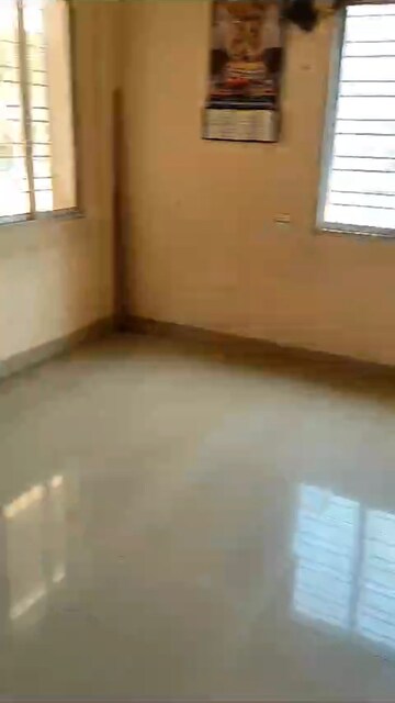 Room in 2 BHK Apartment at Rajarhat Road – for Rent