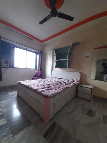 Bedroom in 2 BHK Apartment at Sai Baba Complex Goregaon, Goregaon East – for Rent