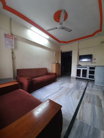 Bedroom in 2 BHK Apartment at Sai Baba Complex Goregaon, Goregaon East – for Rent