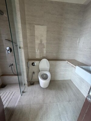 Bathroom in 3.5 BHK Apartment at Raheja Reflections Eternity, Kandivali East – for Sale