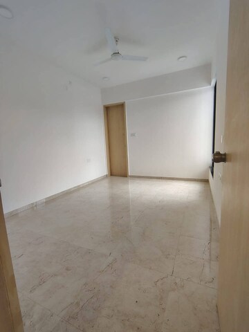 Room in 3 BHK Apartment at Bhumkar Rajanigandha Sakshi Heights, Narhe – for Rent