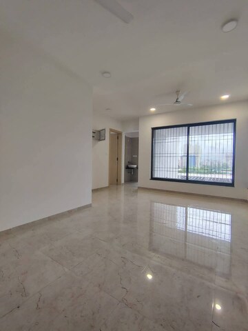 Room in 3 BHK Apartment at Bhumkar Rajanigandha Sakshi Heights, Narhe – for Rent