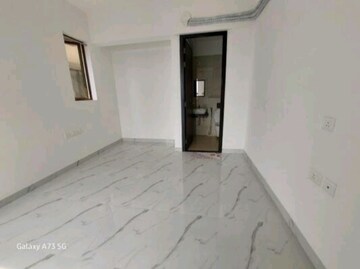 2 BHK Apartment For Sale in Lodha Luxuria Priva, Majiwada