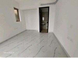 Room in 2 BHK Apartment at Lodha Luxuria Priva, Majiwada – for Sale