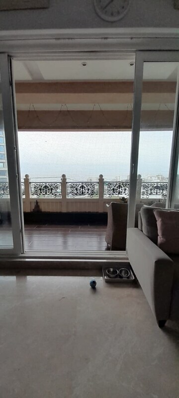 Balcony in 4 BHK Apartment at Bandra West – for Rent