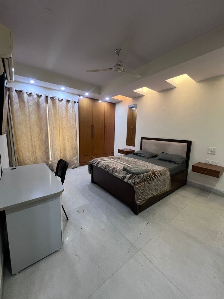 Bedroom, greater kailash ii 3 Bedroom 2700 Sq.Ft. Builder Floor In Greater Kailash ii Delhi 9142481