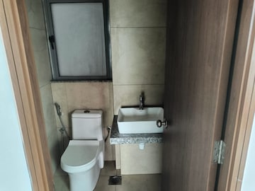 Bathroom in 1 BHK Apartment at Kalpataru Paramount, Kapur Bawdi – for Sale
