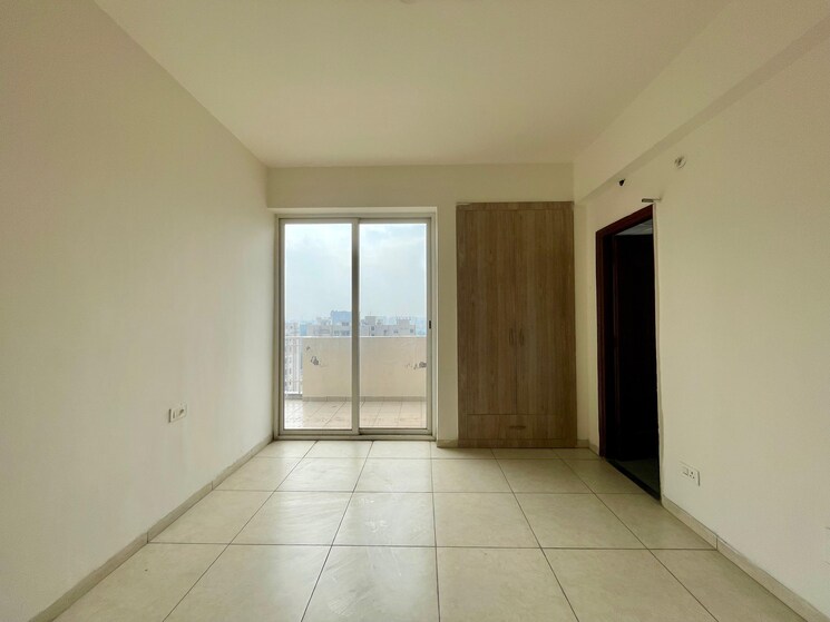 Room, ambala highway 3 Bedroom 1790 Sq.Ft. Apartment In Ambala Highway Zirakpur 9142488