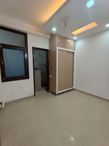 Room in 2 BHK Builder Floor at Vasundhara Sector 3 – for Sale