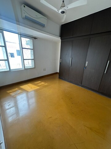 Room in 4 BHK Penthouse at Ahuja Skav 909 Lavelle, Ashok Nagar – for Rent