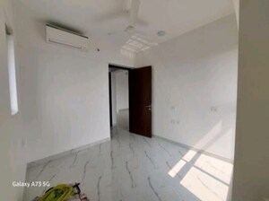 Room in 2 BHK Apartment at Lodha Luxuria Priva, Majiwada – for Sale