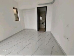 2 BHK Apartment For Sale in Lodha Luxuria Priva, Majiwada