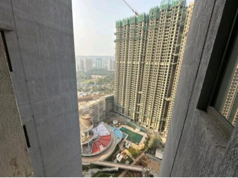 Balcony, lodha-luxuria-priva 2 Bedroom 787 Sq.Ft. Apartment In Majiwada Thane 9142580