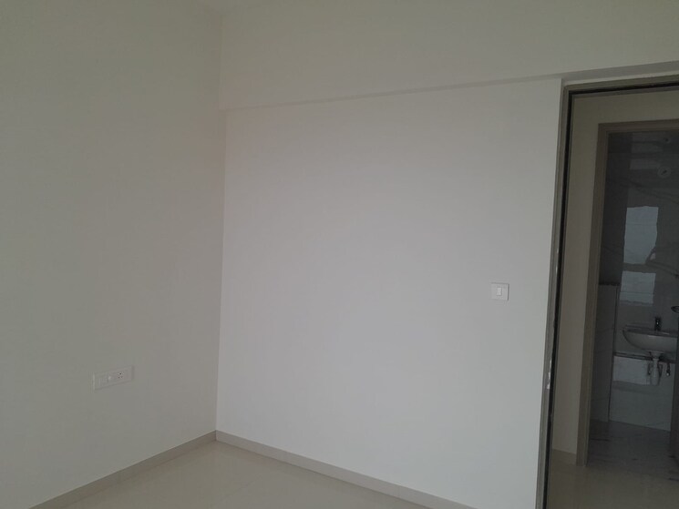 Room, wadhwa-tw-gardens 2.5 Bedroom 730 Sq.Ft. Apartment In Kandivali East Mumbai 9142577