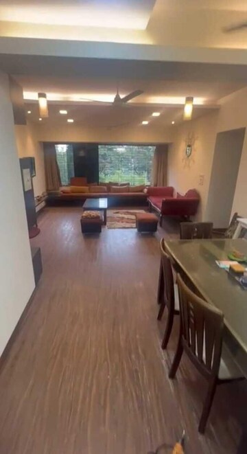 Kitchen in 3 BHK Apartment at Lokhandwala Complex, Andheri West – for Sale