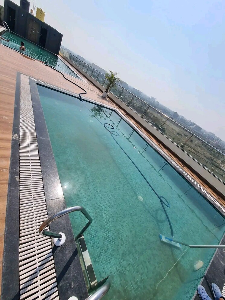 Swimming Pool, shankar nagar 3 Bedroom 1582 Sq.Ft. Apartment In Shankar Nagar Raipur 9142637