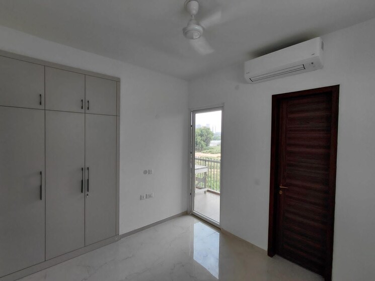 Room, smart-world-orchard 3 Bedroom 1680 Sq.Ft. Apartment In Sector 61 Gurgaon 9142675