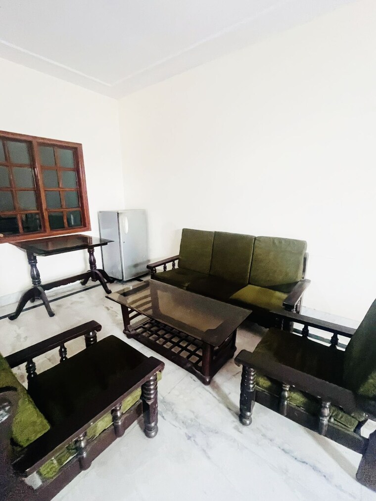 Living Room, sector 40 4 Bedroom 2450 Sq.Ft. Builder Floor In Sector 40 Gurgaon 9142705