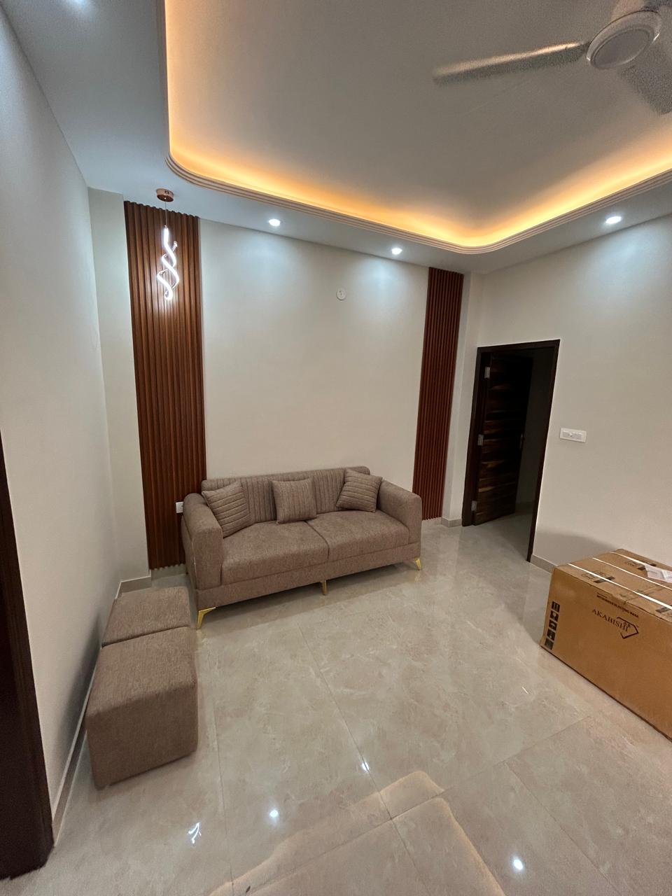 2 BHK Builder Floor For Rent in S Block 