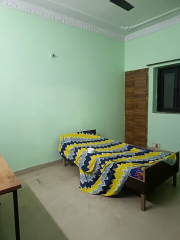Bedroom in 1 BHK Independent House at Sector 40 – for Rent