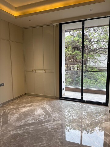 Room in 4 BHK Builder Floor at Greater Kailash I – for Rent