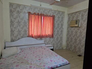 Bedroom in 1.5 BHK Apartment at Kamla Airbus, Andheri East – for Rent