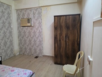Bedroom in 1.5 BHK Apartment at Kamla Airbus, Andheri East – for Rent