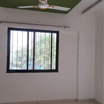 Room in 2 BHK Apartment at Atul Western Hills Phase 2, Link Road – for Rent