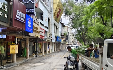Shop For Rent in Greater Kailash I