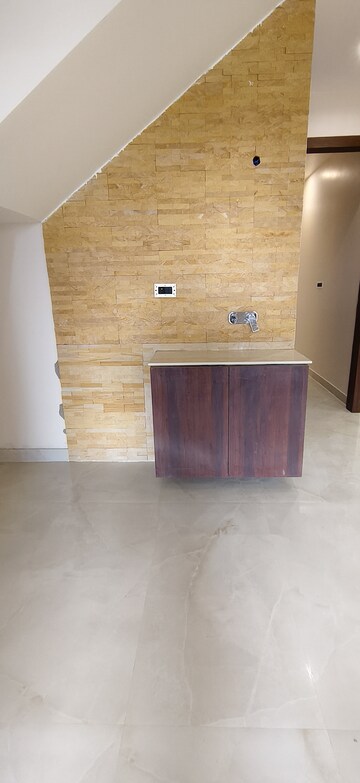 Room in 4 BHK Villa at Ashadeep Green Valley, Shri Kishanpura – for Sale