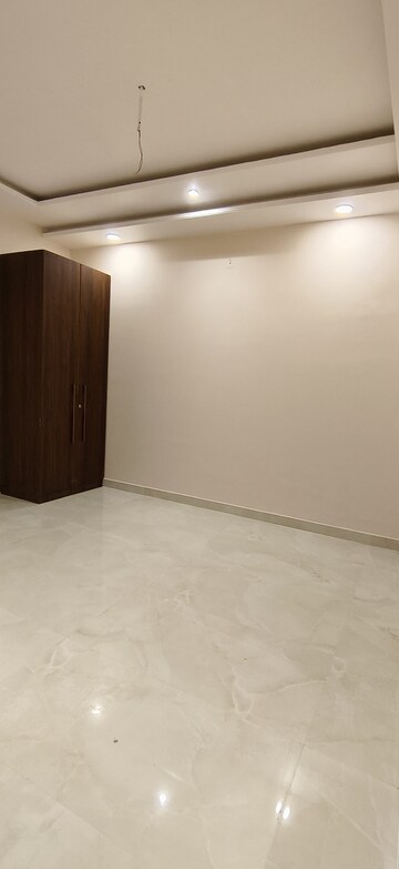 Room in 4 BHK Villa at Ashadeep Green Valley, Shri Kishanpura – for Sale