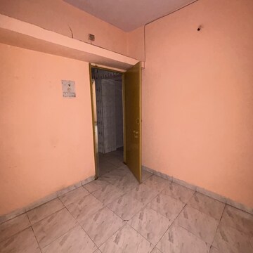 Room in 2 BHK Apartment at Sai Plaza CHS, Panvel Sector 15a – for Rent