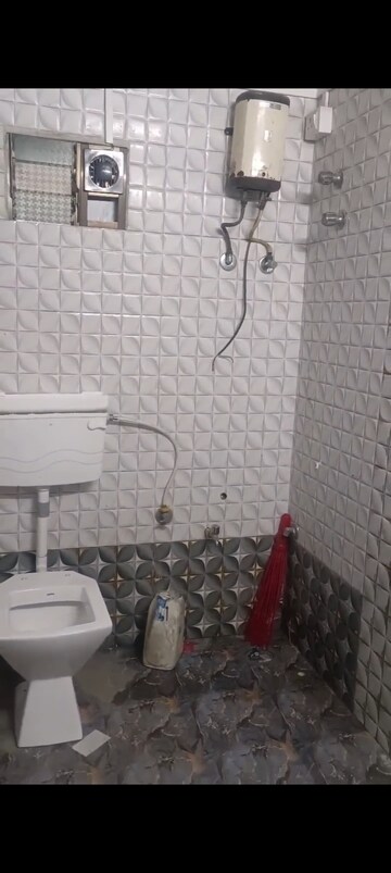 Bathroom in 1 RK Villa at Chembur – for Rent