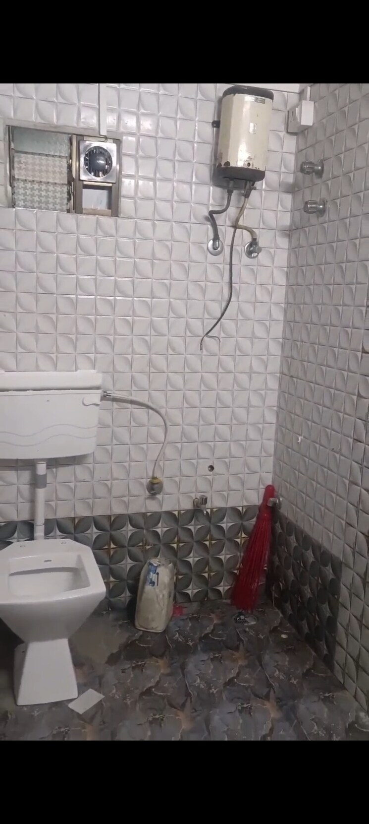 Bathroom, chembur 1 RK 200 Sq.Ft. Villa In Chembur Mumbai 9142907